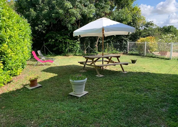 Maison Avec Jardin Et Parking Prive